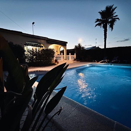 Charming One-Floor Villa With Private Pool In Los Balcones ตอร์เรเวียคา ภายนอก รูปภาพ