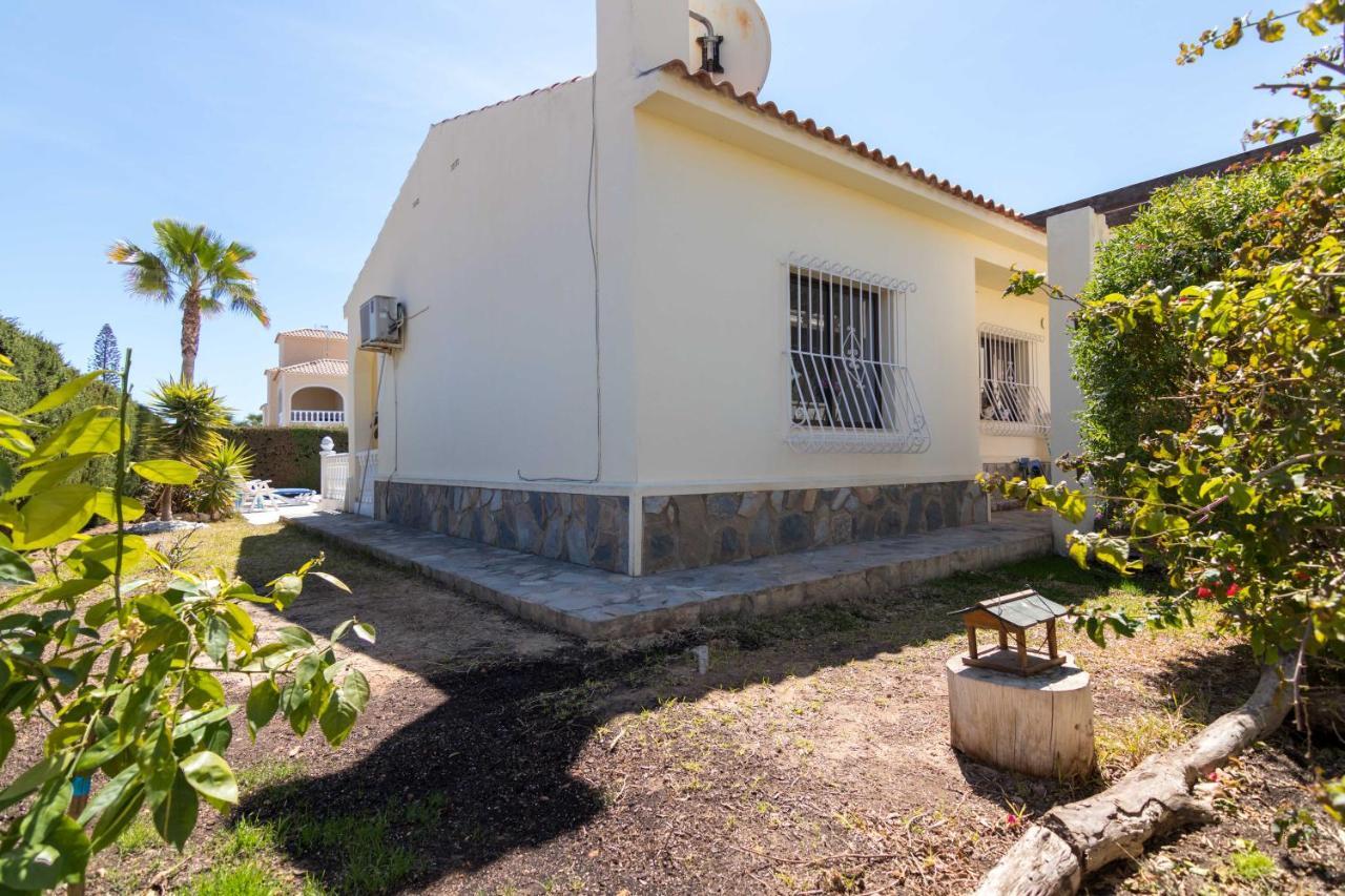 Charming One-Floor Villa With Private Pool In Los Balcones ตอร์เรเวียคา ภายนอก รูปภาพ