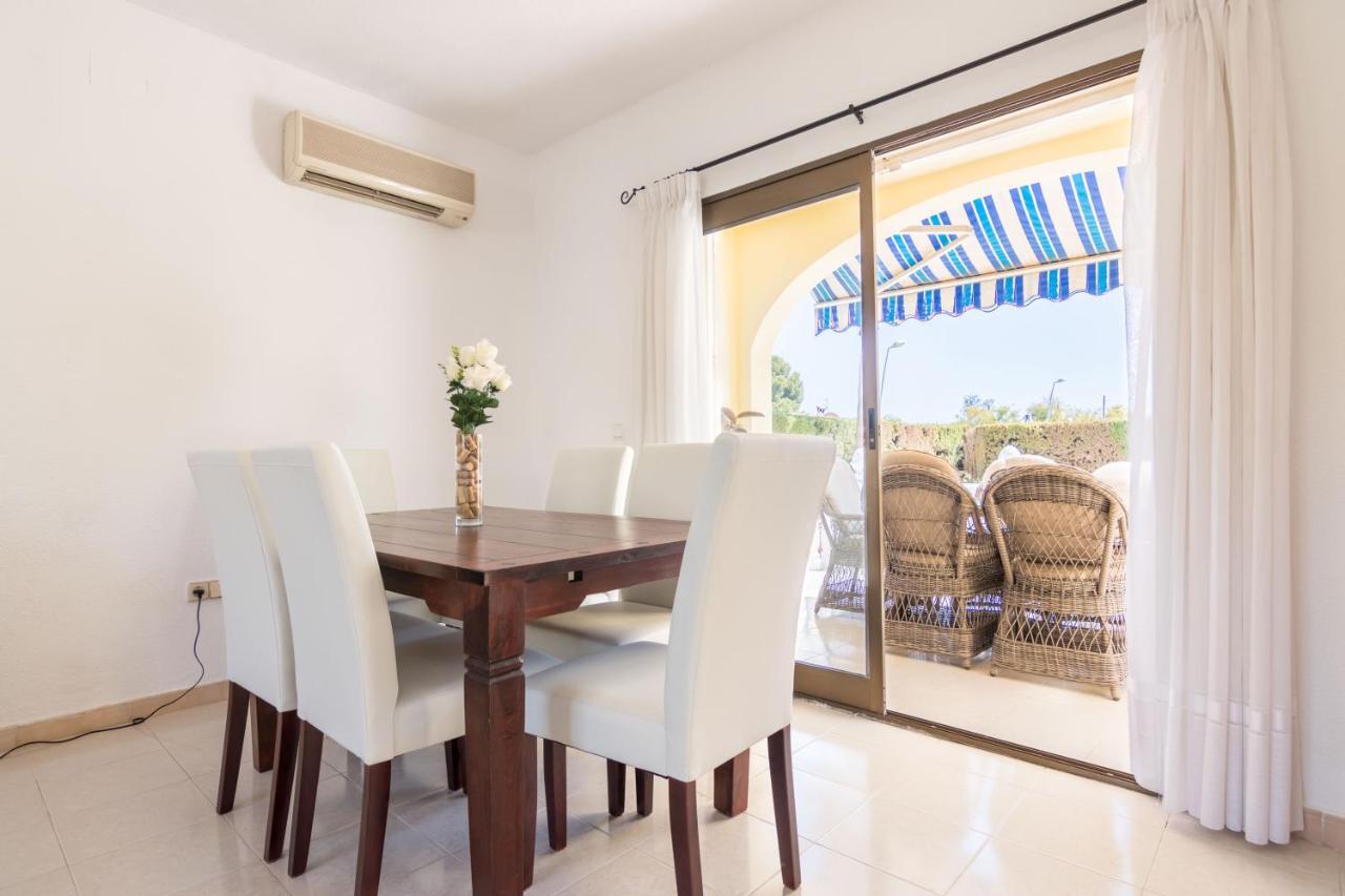 Charming One-Floor Villa With Private Pool In Los Balcones ตอร์เรเวียคา ภายนอก รูปภาพ